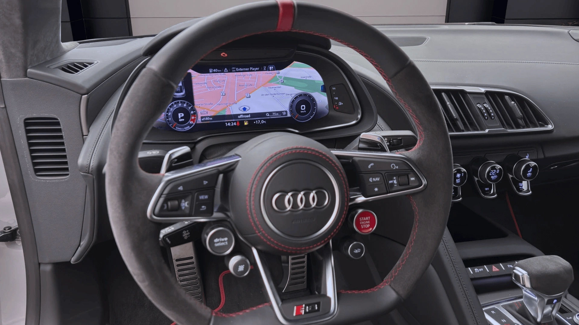 Audi R8 Lenkrad mit virtuellem Cockpit und Sportausstattung