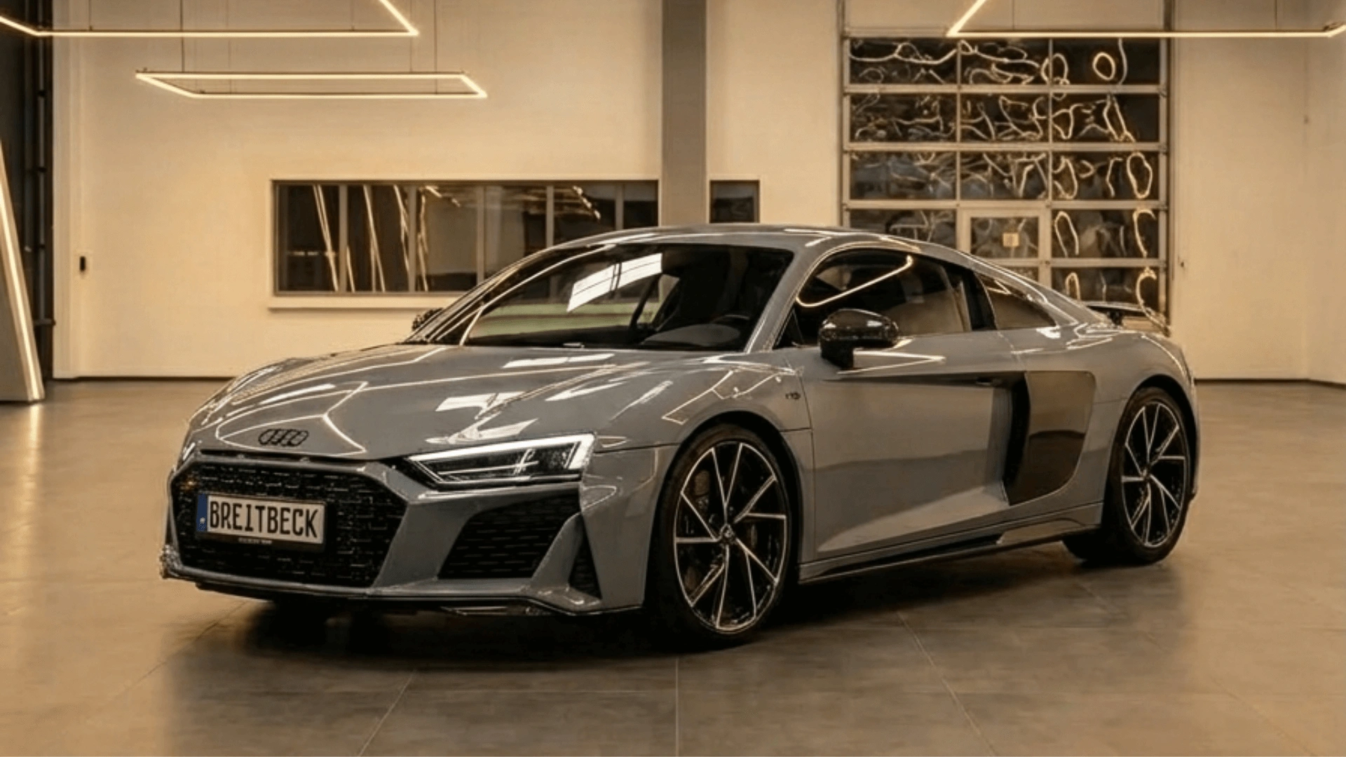 Audi R8 Seitenansicht mit sportlichem Design und eleganter Linienführung